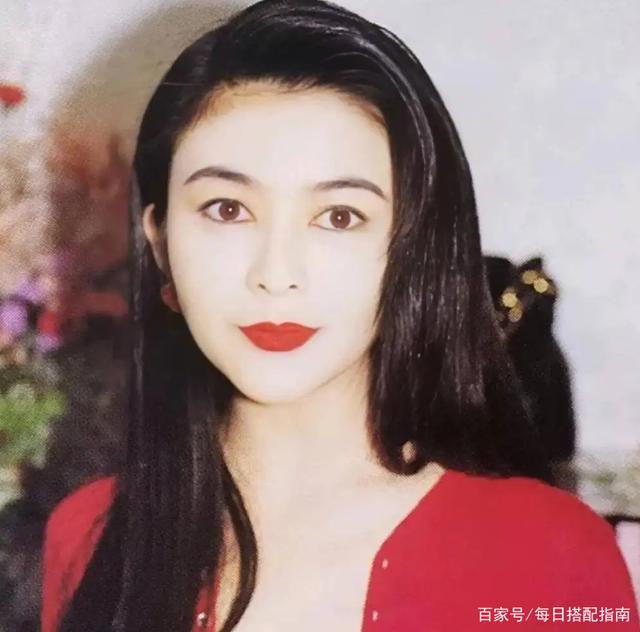 美得像“洋娃娃”的关之琳，巅峰时期到底有多美