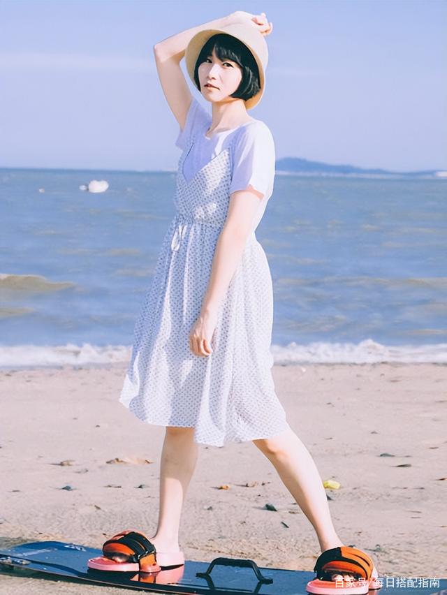 夏天遮阳别总选棒球帽，太土！学时髦精们戴渔夫帽，打造时髦的造型