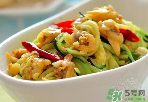 宝宝可以吃蛤蜊吗？宝宝多大可以吃蛤蜊？