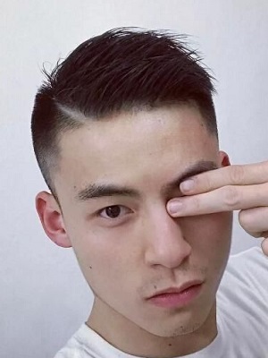 2022男最潮短发发型  夏季潮男必备发型