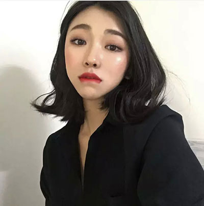 2022年流行LOB女生发型图集