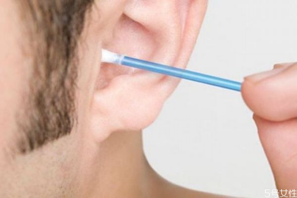 耳屎多久清理一次 正确的掏耳朵方法