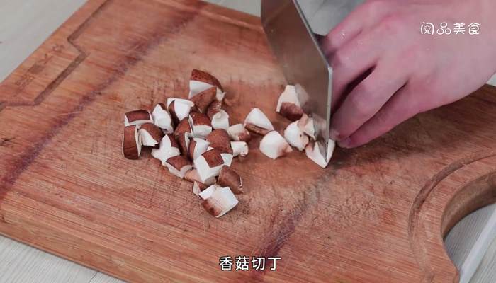 雪里蕻炒三丁怎么做 雪里蕻炒三丁的做法 