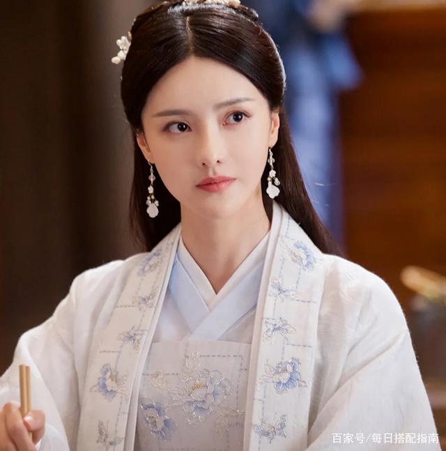 《梦华录》里的张好好，和张芷溪长得也太像了