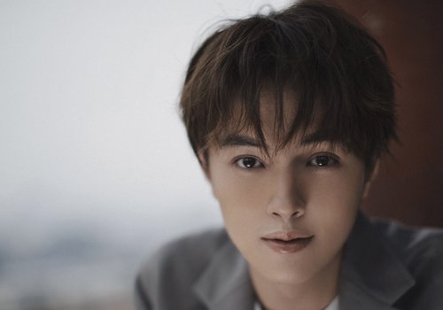 男生梳蘑菇头短发别太传统了！ 融入时尚元素的蘑菇头才不过时
