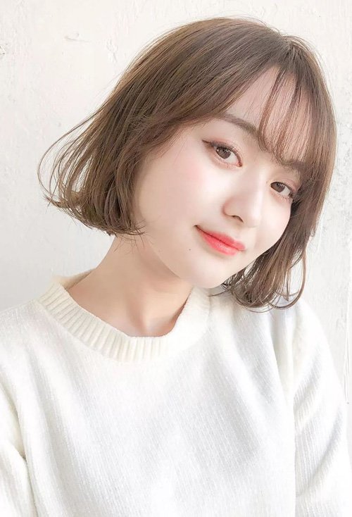 日系bob头耍出女生可爱度 亮眼有气场的女生短发打造