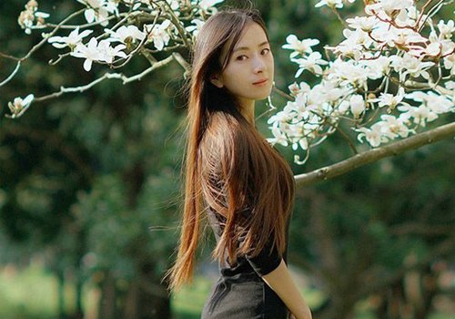 瓜子脸鹅蛋脸小脸女生最适合梳无刘海直发 做大方气质淑女