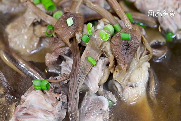 茶树菇老鸭汤做法  茶树菇老鸭汤怎么做 