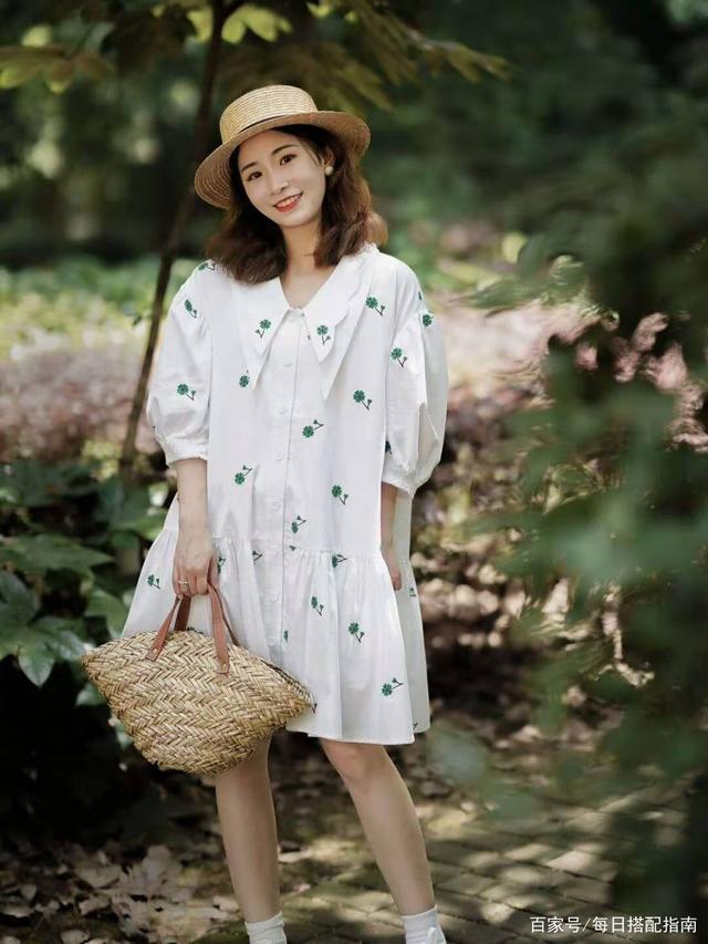 看完这位时尚博主的穿搭，你就明白：身高不是小个子女生变时尚的阻碍