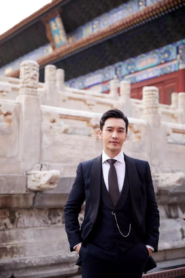 42岁黄晓明热衷这4款发型，演绎不同帅气风格！