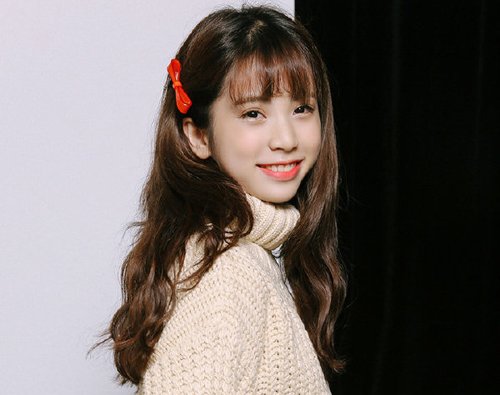 越成熟越对花哨发夹没有抵抗力 知性女孩如何给发型搭配小发夹