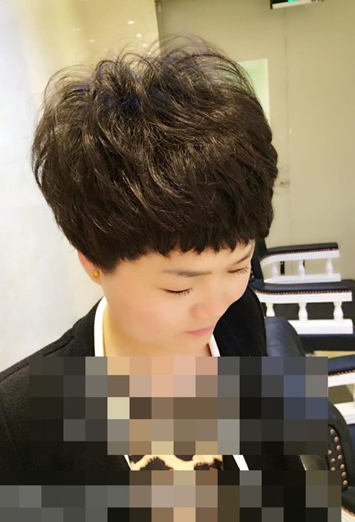 中年女士短发烫发发型图片 高端大气女性卷烫发型