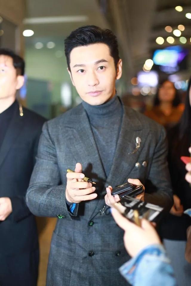 42岁黄晓明热衷这4款发型，演绎不同帅气风格！
