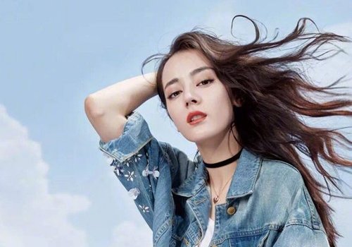 头大的女生适合什么发型图片 等大脸把最美发型整烂了就晚了