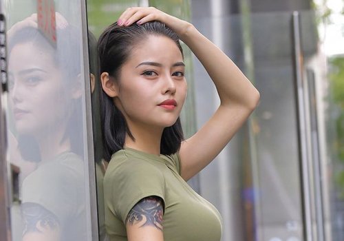 头大的女生适合什么发型图片 等大脸把最美发型整烂了就晚了