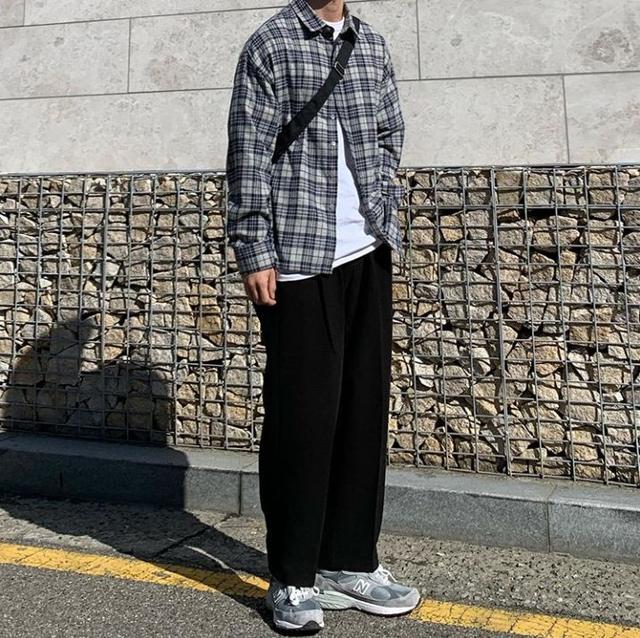 男生怎么穿显得更帅气？穿好基本款，造型就很时髦