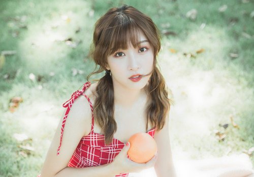 长脸女生适合扎马尾吗？毋庸置疑 不同年龄的长脸女生低马尾辫扎法