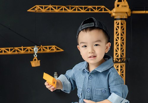 蘑菇头仅是三岁男童流行短发之一 三岁男孩可爱时尚短发hin多