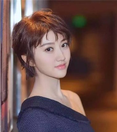 留最好看的精灵短发 pixie cut精灵头短发