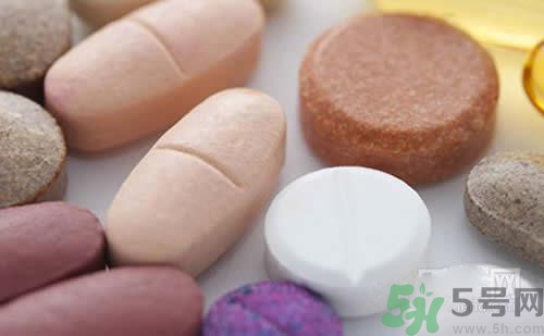 钙片和维生素c可以一起吃吗？钙片和维生素一起吃好不好？