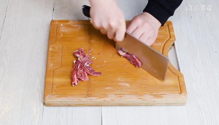 土豆牛肉干锅的做法 土豆牛肉干锅怎么做 