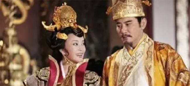 武则天养了很多男宠，为何很少意外身孕呢 