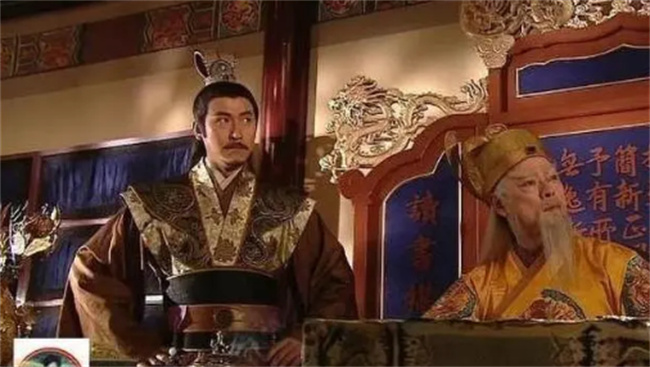 朱元璋明明那么多儿子，为何非要传位给孙子呢？ 