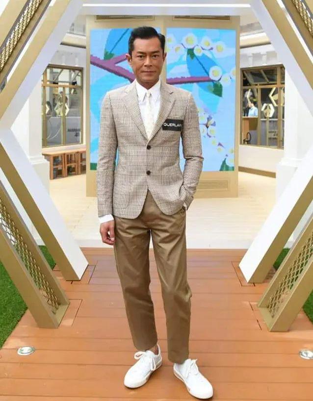 相貌平平古天乐，原来喜欢这样穿！