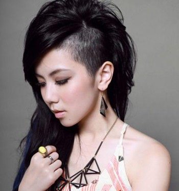 女生铲青头长发发型 女生两边铲青长发发型图案
