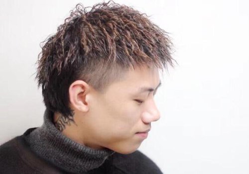 两边剃+锡纸烫的男生短发设计真时髦 男生传统锡纸烫短发全新上线