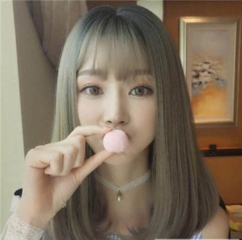头发内烫一点的玉米须造型 女生隐形玉米须烫发发型图片