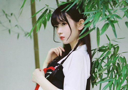 发型不修颜烫头帘能改全貌 2021女生最新刘海烫卷图片大全