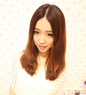 女生用卷发棒怎么烫梨花头 女生卷发棒烫梨花头教程