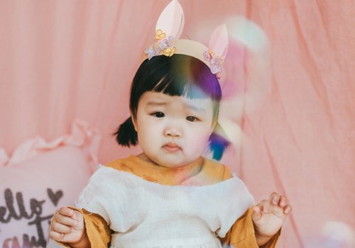 1岁多女宝宝头大还能用发型调整吗 有女宝宝发型图片大全不用怕
