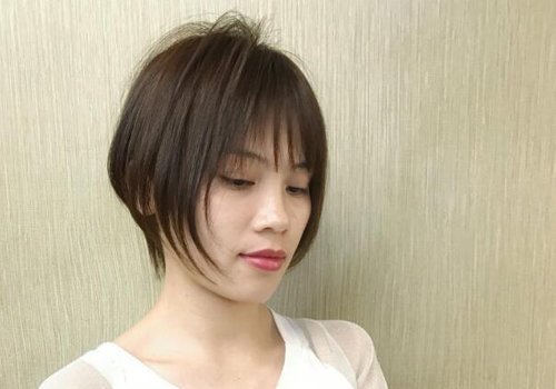 过年国字脸女生将留了五年的头发剪短“焕然一新” 人美了更自信