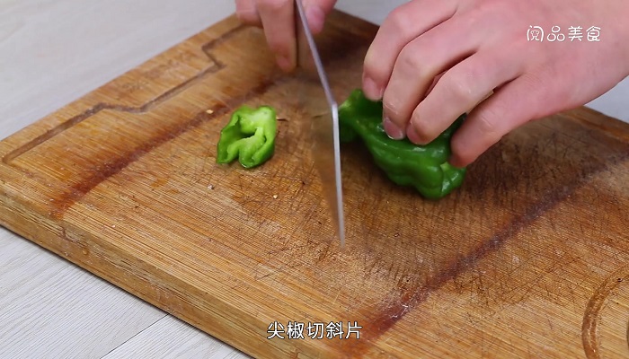 家常菜小炒鸡肉的做法 家常菜小炒鸡肉怎么做 