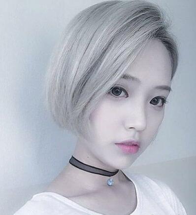 圆脸眼睛不大适合的短发女生发型