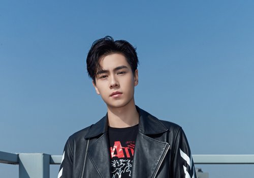 男生偏分头时尚与否看刘海 25岁男生最新偏分刘海短发安利