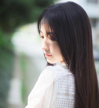 女生头发分叉用什么护发素 头发分叉女生使用护发素方法