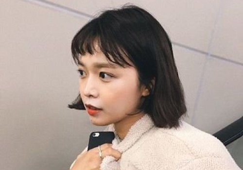 小方脸女孩子适合什么发型 做好修颜和流行小方脸女生美呆了