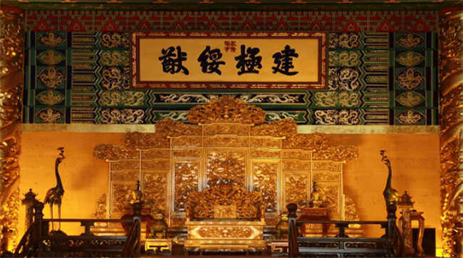 古代的圣旨都是黄色的吗 