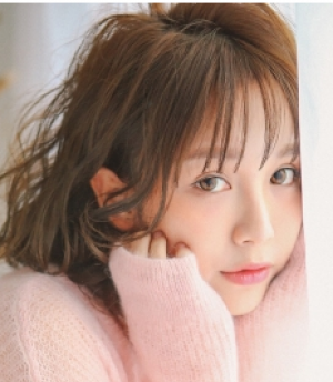 日系甜美短发女生  清纯更显气质