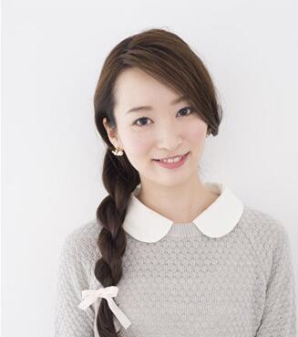 最新流行的小清新女生编发大全