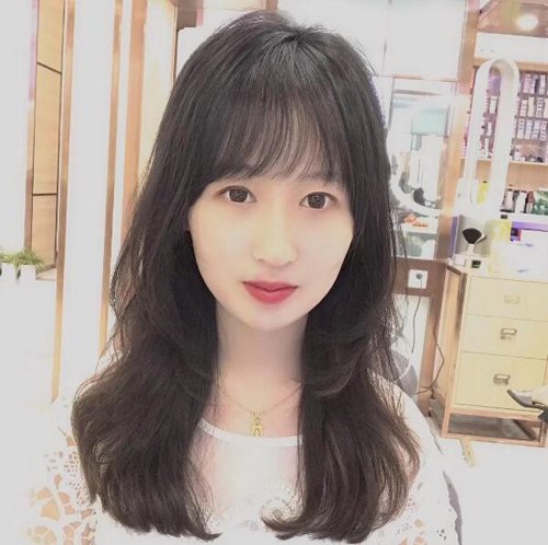 女生梨花烫几个卷好看 30岁女生长发烫梨花头一个卷清新多个卷优雅