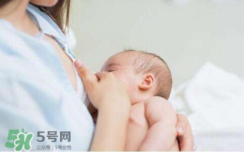 母乳到什么时候就没营养了？母乳什么时候断最好？