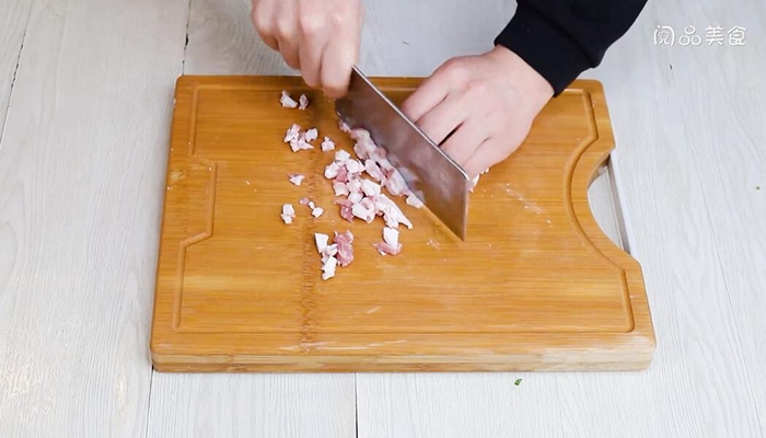 胡萝卜肉丁焖饭的做法 胡萝卜肉丁焖饭怎么做 