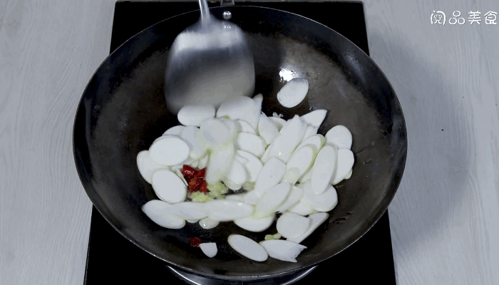 茭白炒西芹的做法，茭白炒西芹怎么做 