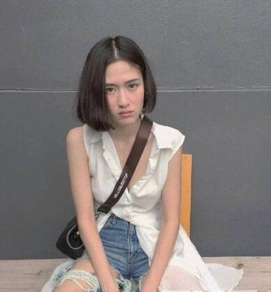瓜子脸女生适合的清新黑色短发发型大全