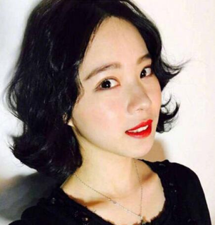 瓜子脸女生适合的清新黑色短发发型大全