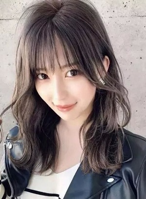2023最爆款懒人烫中长卷发发型  中长卷发女神发型的标